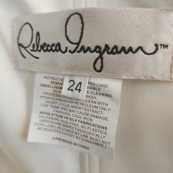 Wedding Dress - Picture 4 of 4